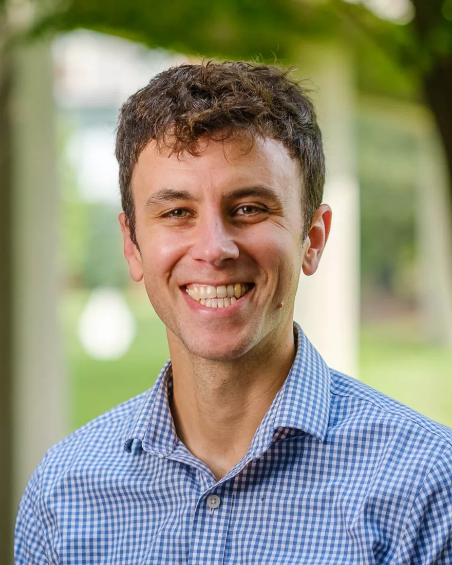 photo of Andrew Bond