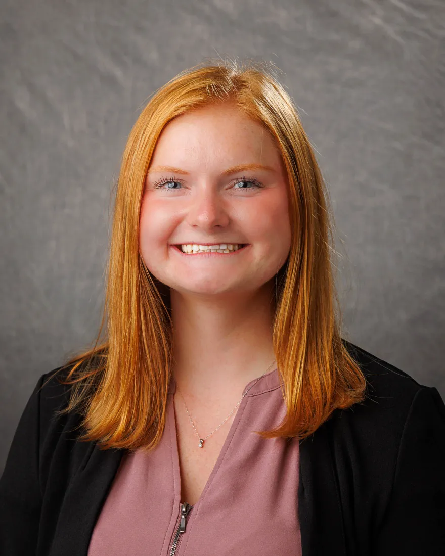 Myranda Hentges headshot