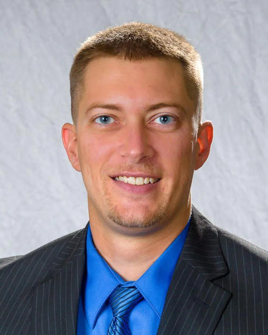 Matt Dixon headshot