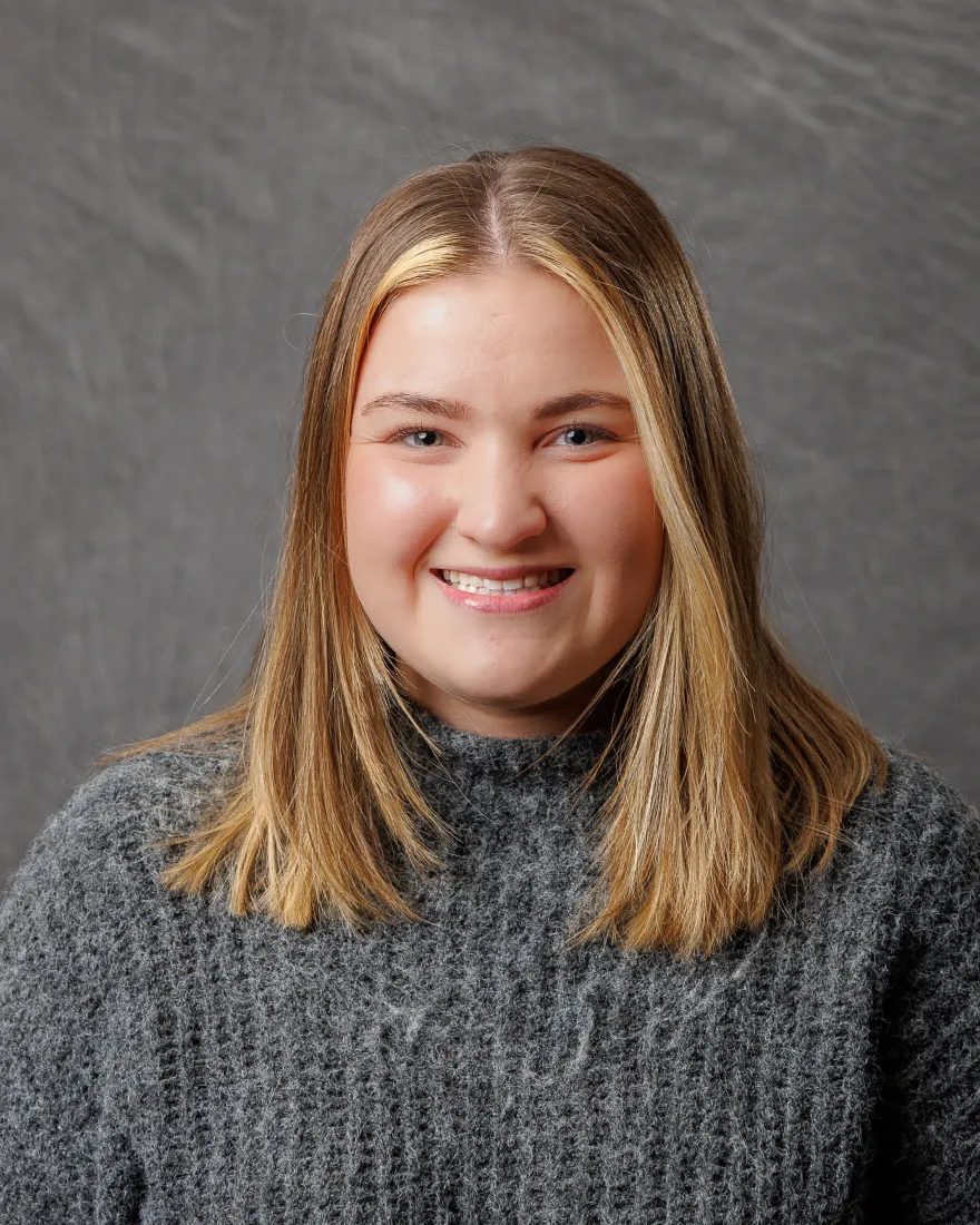 Amber Dotson, headshot