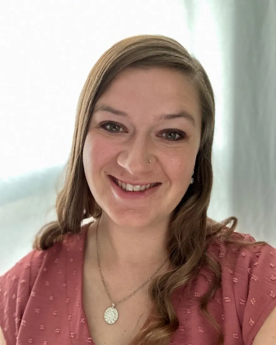 Image of Jennifer Gould