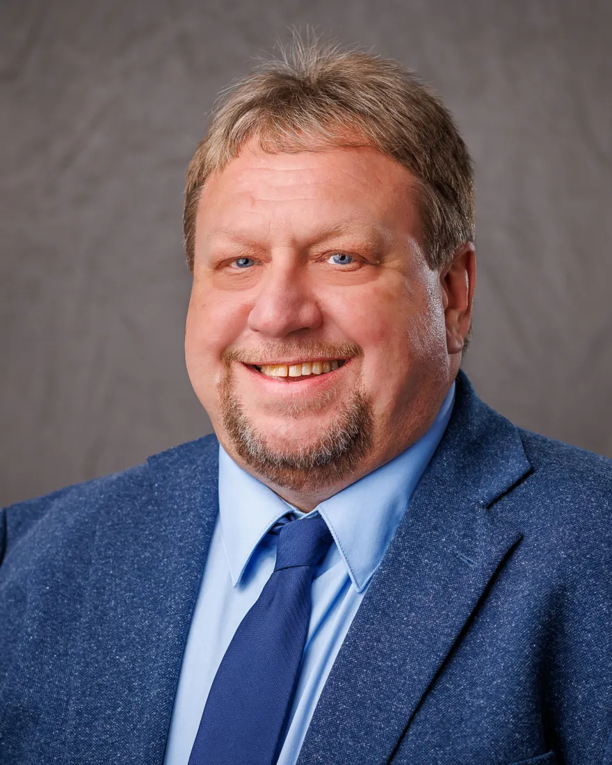 Paul Sizemore Agriculture Agent