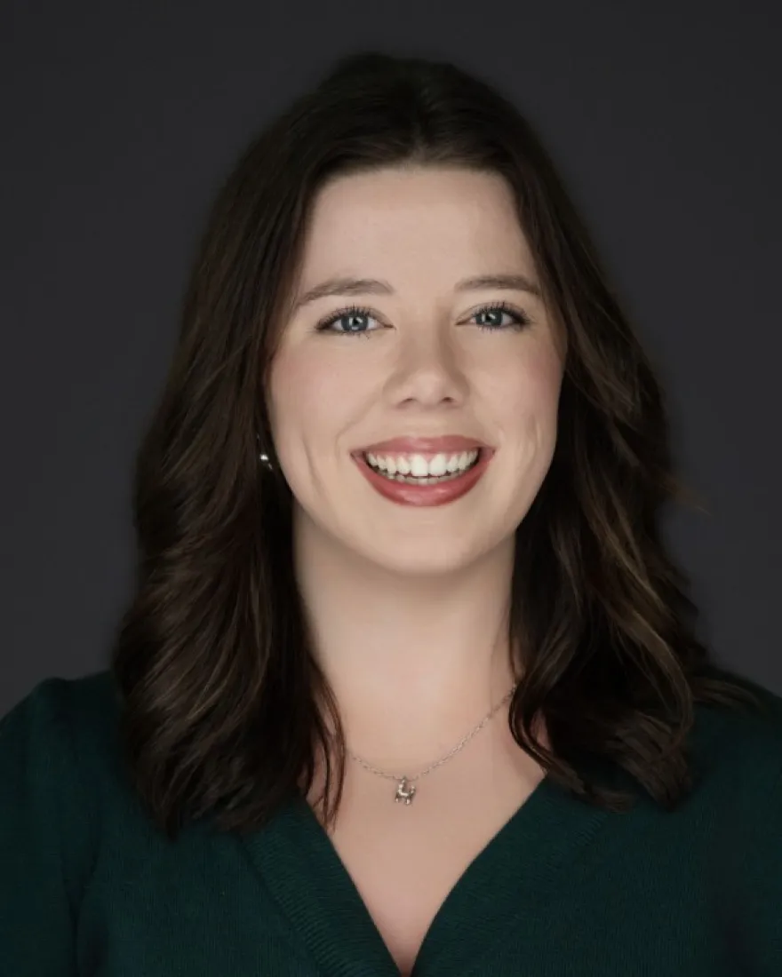 Elayna Hofmeister